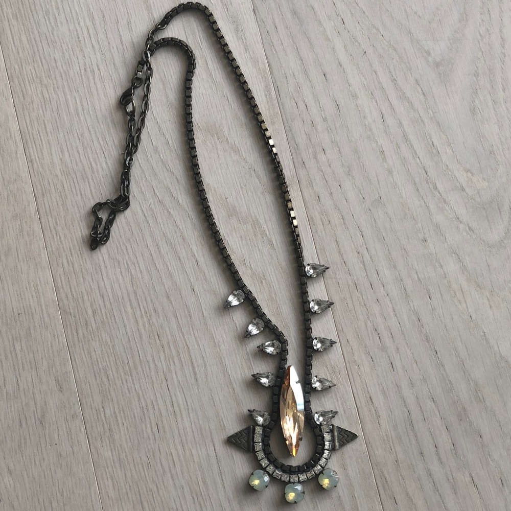 Lionette necklace